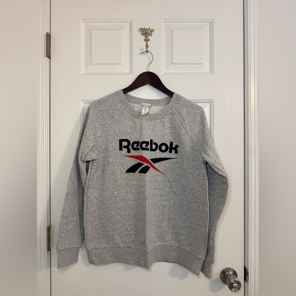 Reebok Sweatshirt Women’s Size Large Gray Crewneck - Picture 1 of 3